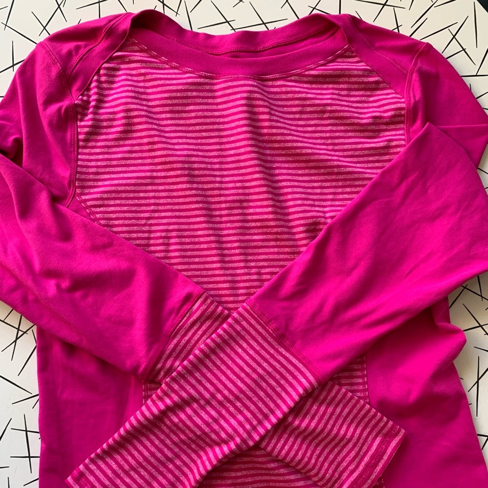 Long sleeve workout top!
